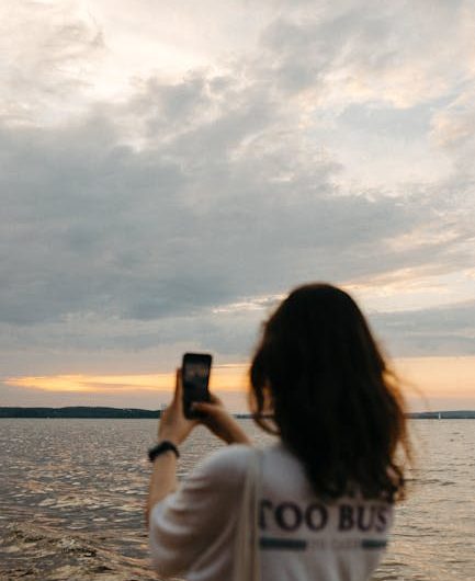 Using Links in Instagram Bio for USA Book Sales